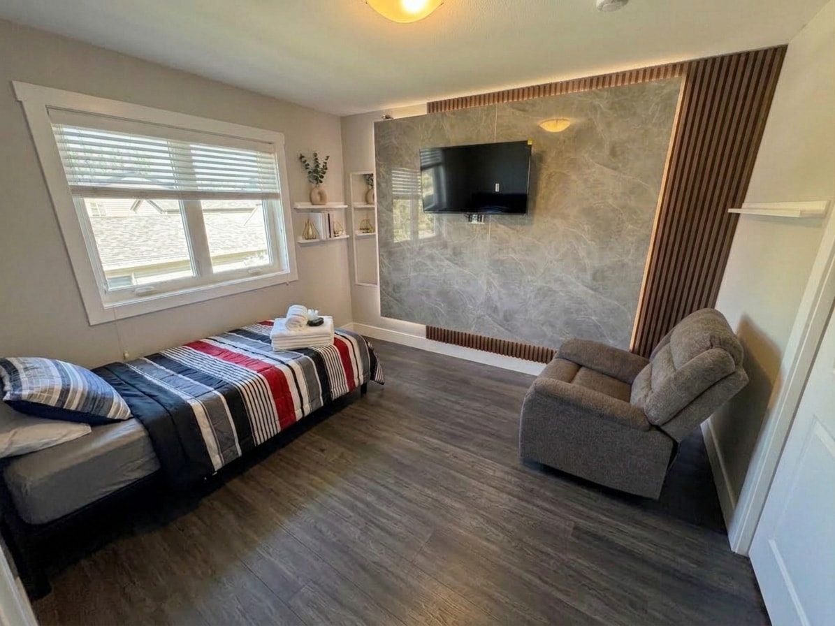 Room photo 1 of 5